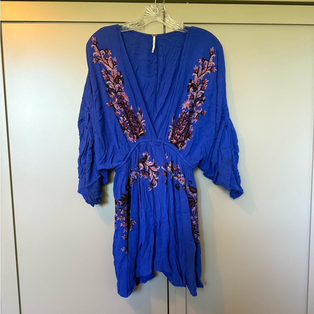 Free people pretty pineapple embroidered dress in royal blue and size small